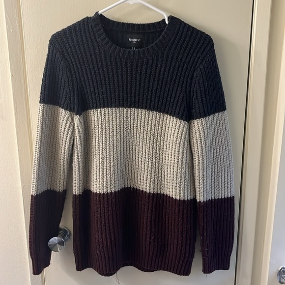 Forever 21 Sweater Men’s XS Women’s S - Picture 2 of 3